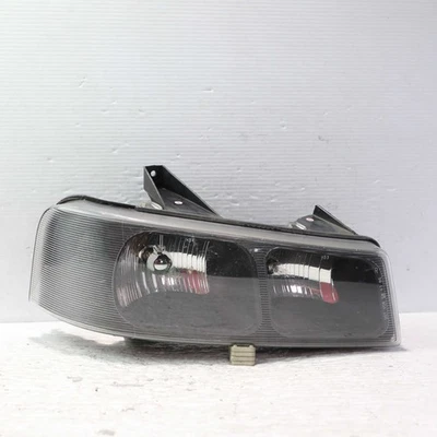 Faro halógeno derecho Chevrolet Express GMC 2500 2003-2024 OEM 15879432 Foto 1 de 4