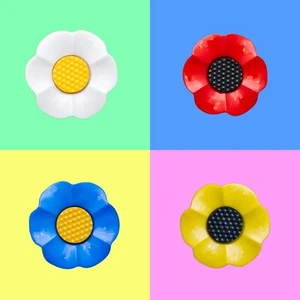 Flower Shank Buttons Sizes 18mm 21mm and 38mm Poppy  Daisy Sun  Forget-me-not - Picture 1 of 12