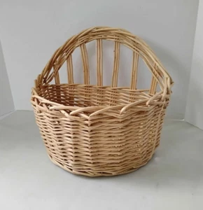 Wicker Planter Basket Wall Hanger or Free Standing Flat Back Decorative - Picture 1 of 14