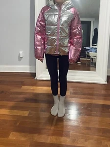 NWT Old Navy Lined Hooded Full Zip Up Girls’ Puffer Jacket Size: 8, 10/12, 14/16 - Picture 1 of 21
