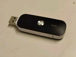 Chiavetta USB Stick HSPA Wifi Vodafone Mobile Broadband ZTE K3806-Z Nera - Foto 1 di 1
