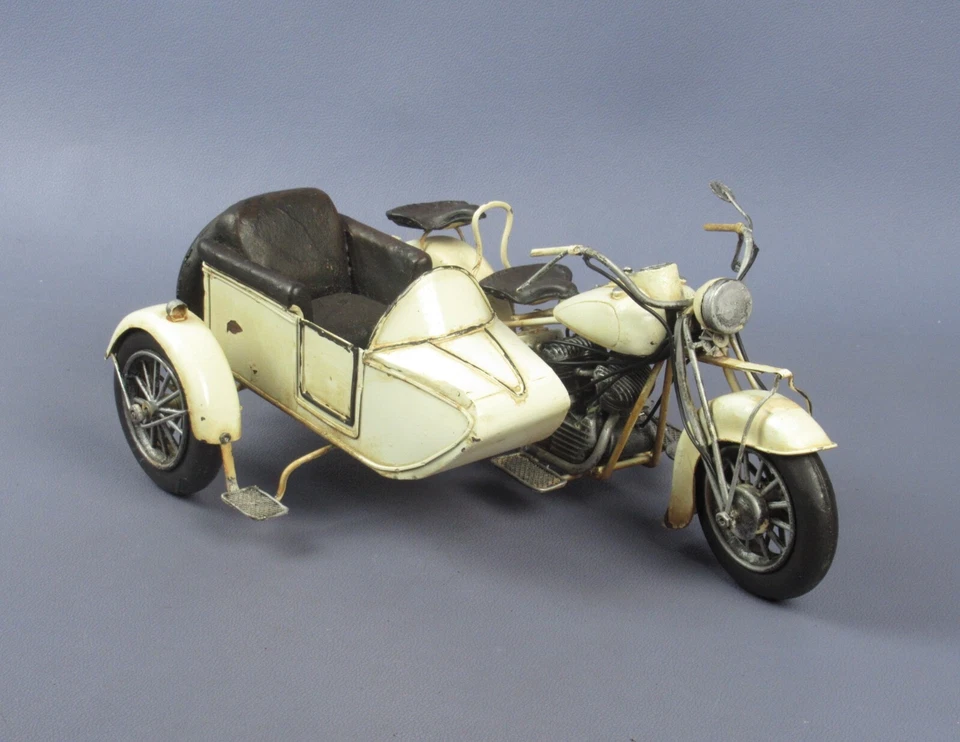 Motorcycle Model with Sidecar in Vintage Metal Craftsmanship from the '60s - Image 1 of 4