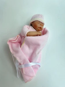 Ashton Drake Puñado de Felicitación Bebé Muñeca 5" Recién Nacido Puñados Celestiales - Imagen 1 de 1
