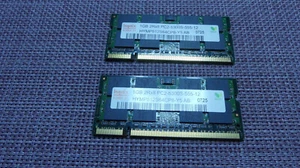 Hynix 1 GB DDR3-RAM 200-pin SO-DIMM 2Rx8 PC2-5300S-555-12--HYMP512S64CP8-Y5 AB - Bild 1 von 2