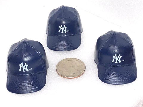 Lot of 3 New York Yankees Vintage 1990s Mini MLB Baseball Gumball Helmets New! Cover
