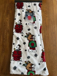 Peanuts SNOOPY FLYING ACE WOODSTOCK CHRISTMAS White Throw 50 X 70 Free Shipping - Picture 1 of 3