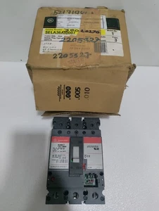*Nuevo en Caja* Disyuntor Estuche Moldeado Ge SELA36AI0007 3p 7a Amp 600v-ac - Imagen 1 de 4