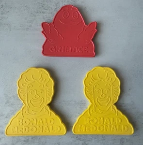 3 tagliabiscotti vintage McDonald’s in plastica Ronald McDonald e smorfia - Foto 1 di 2