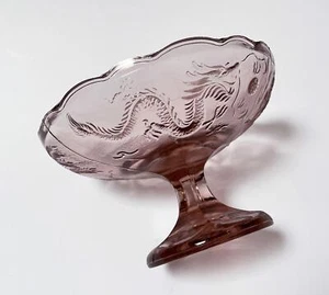 VINTAGE PRESSED GLASS CHINESE DRAGON PHEONIX COMPOTE BOWL PINK DEPRESSION - Picture 1 of 12
