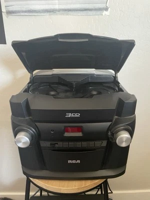 RCA RS22363 3CD чейнджер, протестирован и работает - Изображение 1 из 3