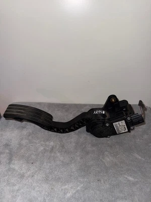Renault LAGUNA / 2010 / 1.5DCI / Throttle pedal / 0280755085 / BOSCH Foto 1 de 4