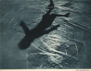 ICE FIGURE SKATING. Shadow of a figure skater, Davos 1935 old vintage print - Picture 1 of 1