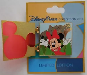 Spilla Disney D23 Expo Collezione Disney Park 2011 Minnie at California Adventure - Foto 1 di 3