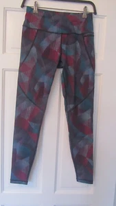 SWEATY BETTY grey gradiant shapes print power leggings size S £88 - Picture 1 of 6