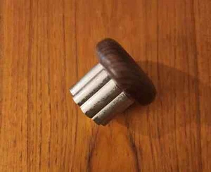 NEW FLOWER RAVIOLI STAMP STAINLESS STEEL WALNUT NEW $50 - Picture 1 of 3