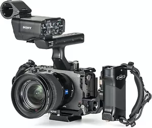 Tilta Sony FX3 Lightweight Kit (Black) - Picture 1 of 4