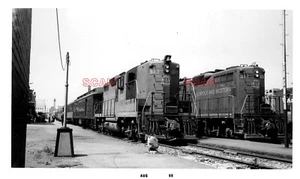 25C157 RP 1960s NORFOLK & WESTERN RAILROAD GP9 LOCOMOTIVE #513 #511 - Picture 1 of 1