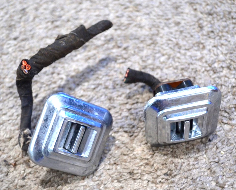 1967-1972 CHEVROLET C10 C20 SILVERADO POWER WINDOW SWITCHES FOR PARTS METAL - Image 1 of 4