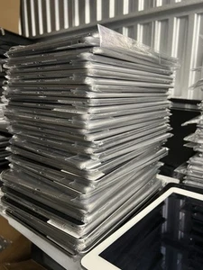 ipad 5th generation WiFi - Picture 1 of 1