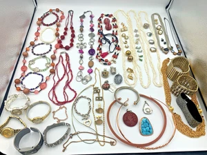 Lotto gioielli MIXED ESTATE - firmati non firmati - alcuni sterline - 60 pezzi - lotto 3 - Foto 1 di 13