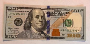 Series 2009A ~ US One Hundred Dollar Bill Star Note $100 LF 02102938 - Picture 1 of 2