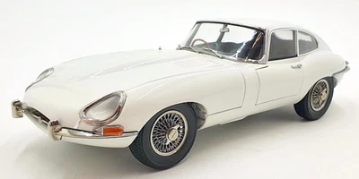 Kyosho 1/18 Scale Diecast 08954W - Jaguar E-type Coupe - White - Image 1 of 4