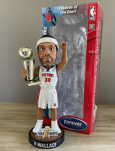 RASHEED SHEED WALLACE Detroit Pistons 2004 NBA CHAMPS Fist Up Bobblehead NIB! - Picture 1 of 2