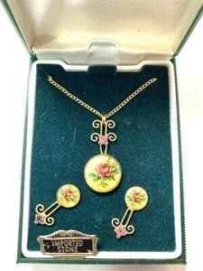 Vintage Rose Stone Pendant Necklace Earrings Gold tone Chain Costume Jewelry 17” - Picture 1 of 6
