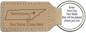 Llavero personalizado grabado I Live Here Tennessee Leatherette - Imagen 1 de 2