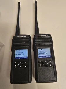 NEW Motorola DTR700 50 Channel 900 MHz Two Way Radio Walkie - Zdjęcie 1 z 7