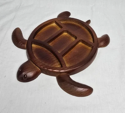 木制海龟装饰或 Charcuterie Plater 棕色 全新 — 第 1/4 张图片