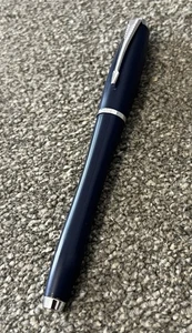 PARKER URBAN ROLLERBALL MATTE BLUE CT-NEW BLACK INK REFILL-(C16) - Picture 1 of 5