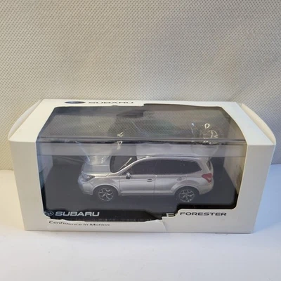 1/43 Subaru Forester 2.0XT Ice Silver Metallic Subaru minichamps. *leer Foto 1 de 4
