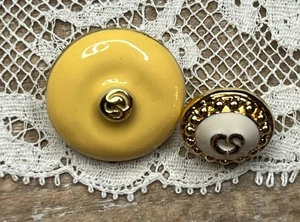 St. John Replacement Buttons Round SJ Yellow & Gold Cream Enamel - Picture 1 of 9