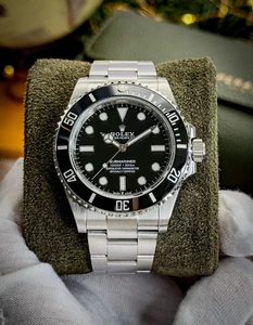 Rolex Submariner "No Date" 41mm 124060 Oyster Steel Black Dial Box & Papers 2022 - Picture 1 of 17