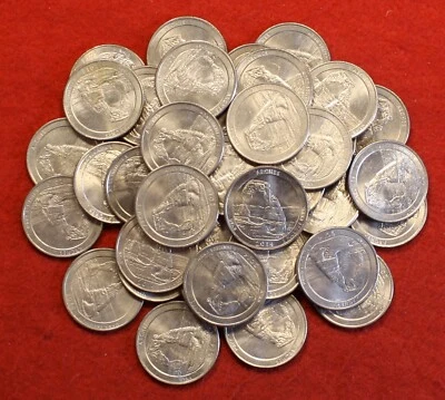 2014-P Arches National Park Quarters 40 Coin roll Circulated - Image 1 of 4