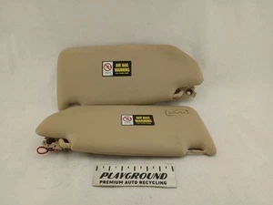 VOLVO XC70 V70 Pair Of Sun Visor With Vanity Mirror 2001 2002 2003 2004 - Picture 1 of 12
