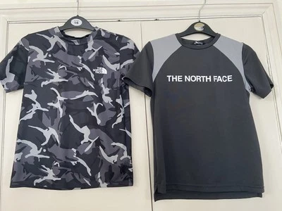2 Junior Boy's North Face T-Shirts Size Medium - Image 1 of 4