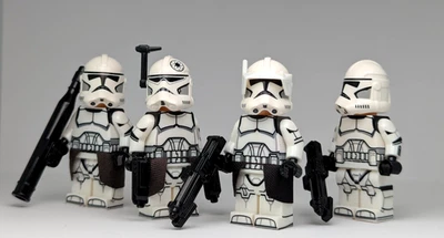 LEGO Star Wars Custom Clone Minifig (4x) Phase 2 Clone Trooper Battle Pack - Image 1 of 4
