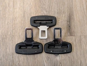 OEM Audi S7 2017 Seat Belt Buckle Clip 193 857 737A - Picture 1 of 2