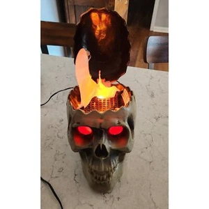 Vintage Animated Skeleton Skull Fan Flame Fire Light Halloween Decor Works! - Picture 1 of 3