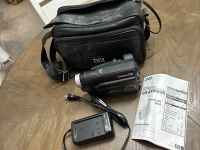 JVC GR-AXM225 VHS-C Analog Camcorder - Image 1 of 3