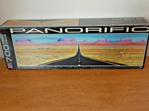 THE LONG ROAD AHEAD - PANORIFIC SURE-LOX - 700-TEILIGES PUZZLE - VERSIEGELT - Bild 1 von 4