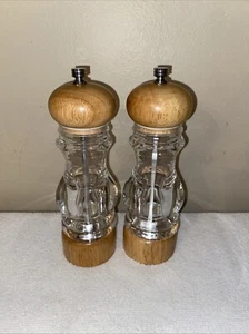 Chef Specialtie Salt And Pepper Grinders Glass & Wood Pre-owned Excellent Shape - Picture 1 of 3