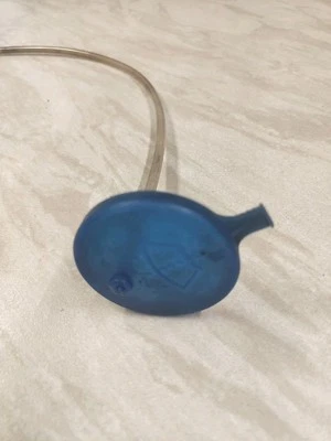 Tapa de botella y varilla de medición originales Peugeot 406 - Actualización 106 206 Saxo Etc Foto 1 de 4