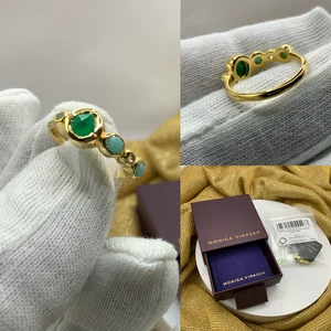 Anillo con bisel de sirena Monica Vinader de múltiples piedras preciosas oro 18k Vermeil\Ónix verde PVP £99 - Imagen 1 de 18