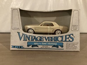ERTL Vintage Vehicles 1964 1/2 Ford Mustang 1:43 Scale Diecast Car