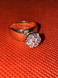 LADIES 7 STONE DIAMOND CLUSTER RING - Picture 1 of 4