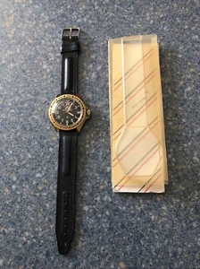 Vintage Russian watch. New In Package. Likely From 1980s. Made in Russia - Picture 1 of 4