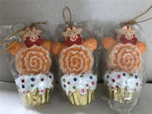 Set Of 3 GINGERBREAD MAN CUPCAKE Christmas Ornaments - Picture 1 of 3